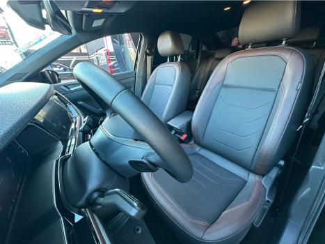VOLKSWAGEN Virtus 1.0 4P 200 TSI FLEX HIGHLINE AUTOM�TICO, Foto 12