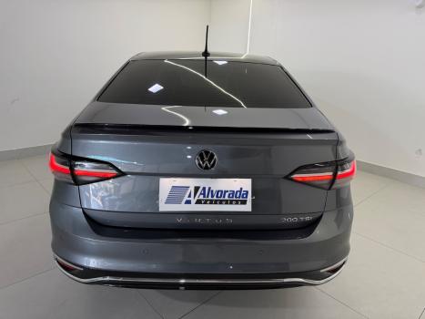 VOLKSWAGEN Virtus 1.0 4P 200 TSI FLEX HIGHLINE AUTOM�TICO, Foto 12