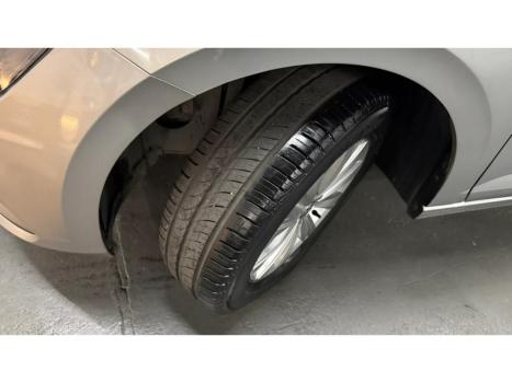 VOLKSWAGEN Virtus 1.0 4P 200 TSI FLEX COMFORTLINE AUTOM�TICO, Foto 11