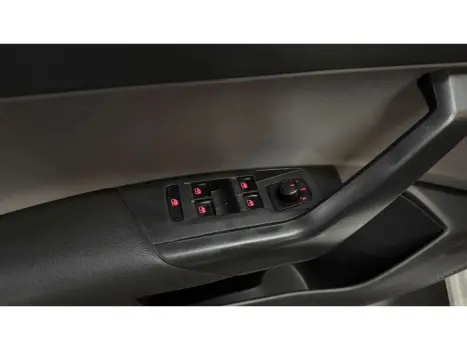 VOLKSWAGEN Virtus 1.0 4P 200 TSI FLEX HIGHLINE AUTOMÁTICO, Foto 22