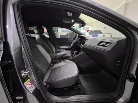 VOLKSWAGEN Virtus 1.4 4P 250 TSI EXCLUSIVE AUTOMÁTICO, Foto 7