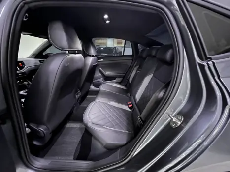 VOLKSWAGEN Virtus 1.4 4P 250 TSI EXCLUSIVE AUTOMÁTICO, Foto 10