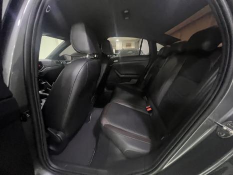 VOLKSWAGEN Virtus 1.0 4P 200 TSI FLEX HIGHLINE AUTOMÁTICO, Foto 7