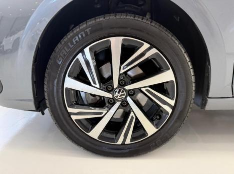 VOLKSWAGEN Virtus 1.0 4P 200 TSI FLEX HIGHLINE AUTOMÁTICO, Foto 9
