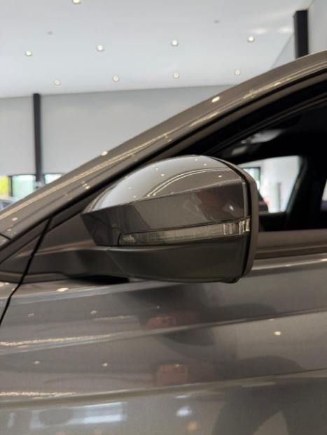 VOLKSWAGEN Virtus 1.0 4P 200 TSI FLEX HIGHLINE AUTOMÁTICO, Foto 10
