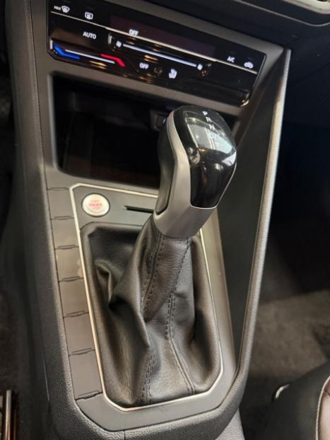 VOLKSWAGEN Virtus 1.0 4P 200 TSI FLEX HIGHLINE AUTOMÁTICO, Foto 12