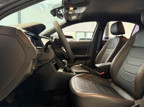VOLKSWAGEN Virtus 1.0 4P 200 TSI FLEX HIGHLINE AUTOMÁTICO, Foto 16