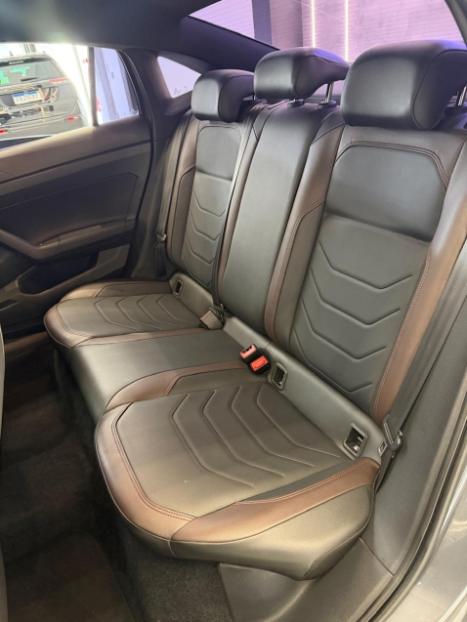 VOLKSWAGEN Virtus 1.0 4P 200 TSI FLEX HIGHLINE AUTOMÁTICO, Foto 17