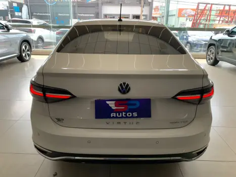 VOLKSWAGEN Virtus 1.0 4P 200 TSI FLEX HIGHLINE AUTOMÁTICO, Foto 6