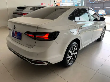 VOLKSWAGEN Virtus 1.0 4P 200 TSI FLEX HIGHLINE AUTOMÁTICO, Foto 7
