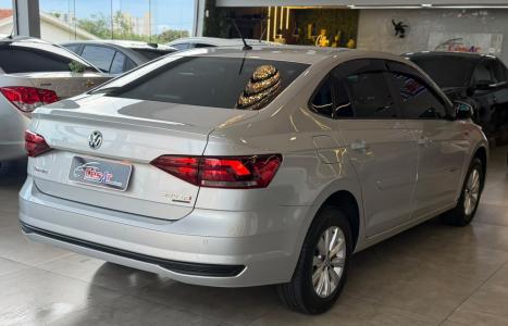 VOLKSWAGEN Virtus 1.0 4P 200 TSI FLEX COMFORTLINE AUTOMÁTICO, Foto 9