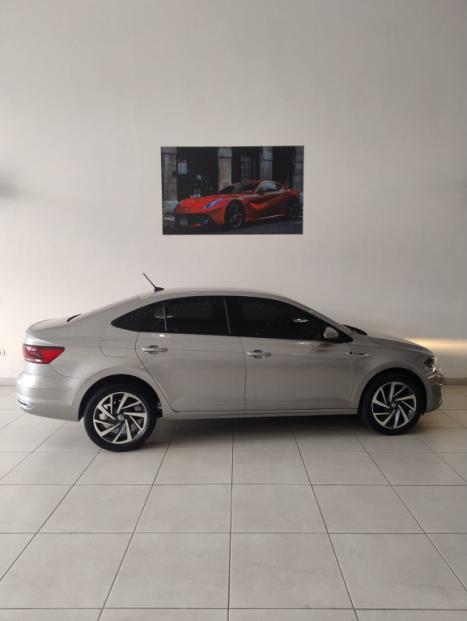 VOLKSWAGEN Virtus 1.0 4P 200 TSI FLEX HIGHLINE AUTOMÁTICO, Foto 4