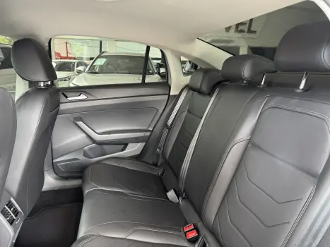 VOLKSWAGEN Virtus 1.0 4P 200 TSI FLEX COMFORTLINE AUTOMÁTICO, Foto 9