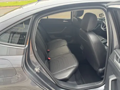 VOLKSWAGEN Virtus 1.0 4P 200 TSI FLEX COMFORTLINE AUTOMÁTICO, Foto 11
