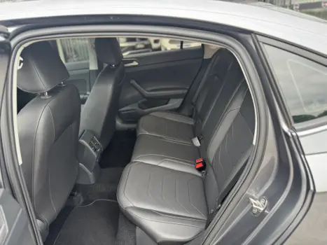 VOLKSWAGEN Virtus 1.0 4P 200 TSI FLEX COMFORTLINE AUTOMÁTICO, Foto 12