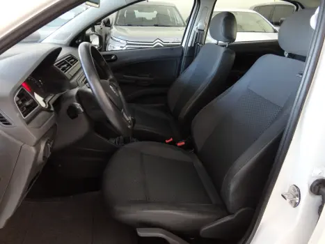 VOLKSWAGEN Voyage 1.0 4P FLEX, Foto 12 VOLKSWAGEN Voyage 1.0 4P FLEX, Foto 12