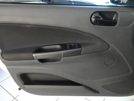 VOLKSWAGEN Voyage 1.0 4P FLEX, Foto 13 VOLKSWAGEN Voyage 1.0 4P FLEX, Foto 13