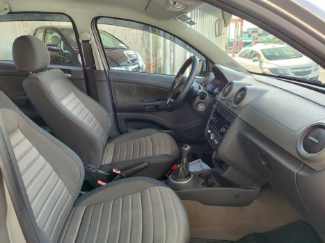 VOLKSWAGEN Voyage 1.6 4P FLEX HIGHLINE, Foto 11 VOLKSWAGEN Voyage 1.6 4P FLEX HIGHLINE, Foto 11