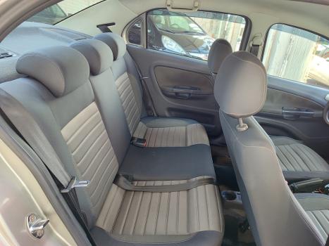 VOLKSWAGEN Voyage 1.6 4P FLEX HIGHLINE, Foto 13 VOLKSWAGEN Voyage 1.6 4P FLEX HIGHLINE, Foto 13