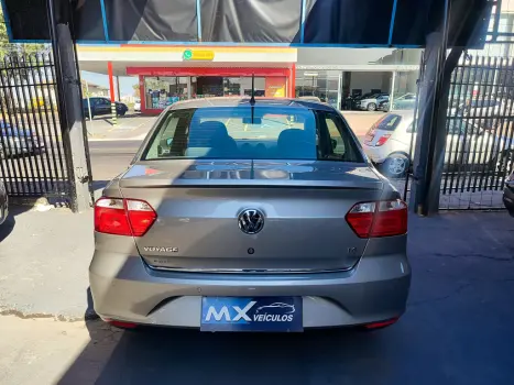 VOLKSWAGEN Voyage 1.6 4P FLEX HIGHLINE, Foto 7 VOLKSWAGEN Voyage 1.6 4P FLEX HIGHLINE, Foto 7