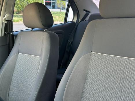 VOLKSWAGEN Voyage 1.6 4P FLEX, Foto 11