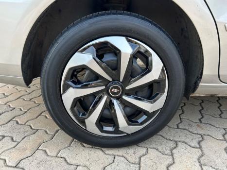VOLKSWAGEN Voyage 1.6 4P FLEX, Foto 14