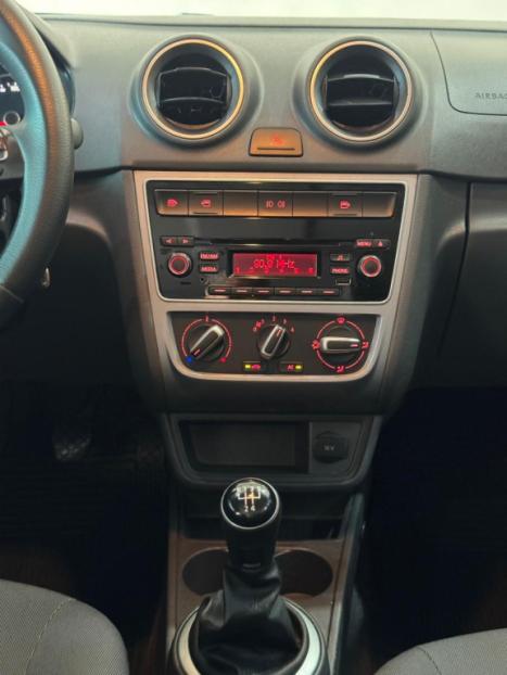 VOLKSWAGEN Voyage 1.6 4P COMFORTLINE FLEX, Foto 9
