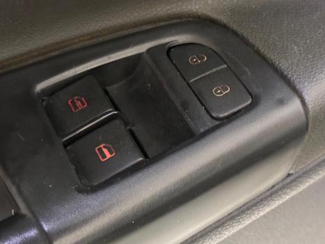 VOLKSWAGEN Voyage 1.6 4P FLEX, Foto 5