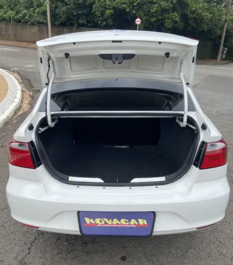 VOLKSWAGEN Voyage 1.0 4P FLEX, Foto 2