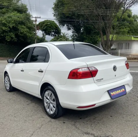 VOLKSWAGEN Voyage 1.0 4P FLEX, Foto 9