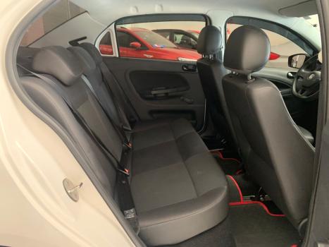 VOLKSWAGEN Voyage 1.6 4P FLEX MSI AUTOM�TICO, Foto 15