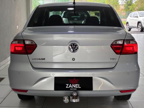 VOLKSWAGEN Voyage 1.6 4P FLEX MSI AUTOM�TICO, Foto 9