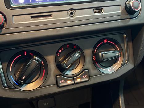 VOLKSWAGEN Voyage 1.6 4P FLEX MSI AUTOM�TICO, Foto 13