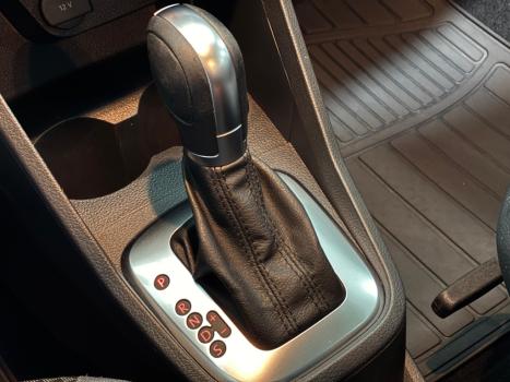 VOLKSWAGEN Voyage 1.6 4P FLEX MSI AUTOM�TICO, Foto 17