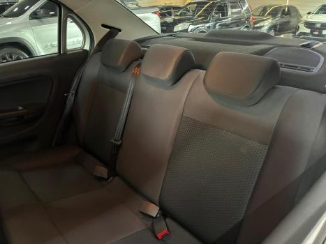 VOLKSWAGEN Voyage 1.6 4P FLEX MSI AUTOM�TICO, Foto 21