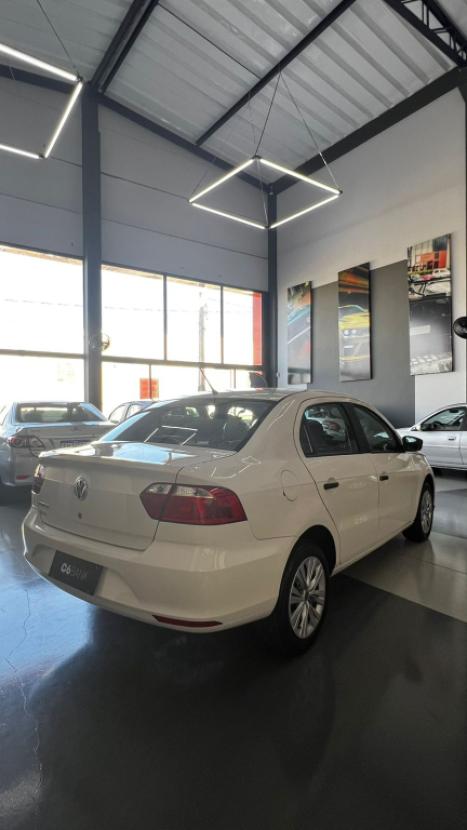 VOLKSWAGEN Voyage 1.6 4P FLEX, Foto 4