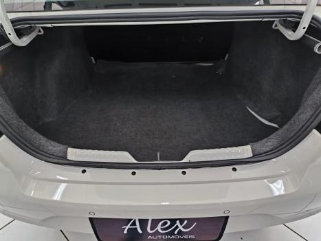 VOLKSWAGEN Voyage 1.6 4P FLEX MSI AUTOM�TICO, Foto 16