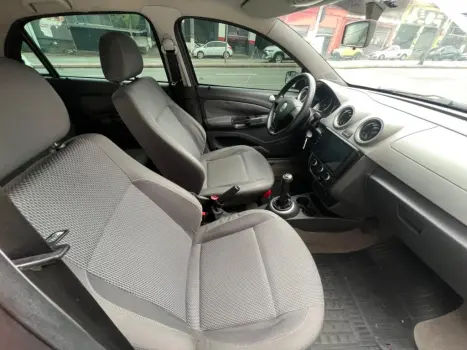 VOLKSWAGEN Voyage 1.6 4P FLEX, Foto 8