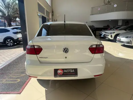 VOLKSWAGEN Voyage 1.0 4P FLEX, Foto 2