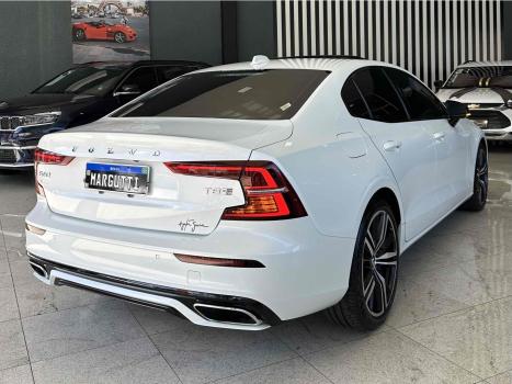 VOLVO S60 2.0 16V 4P T8 R-DESIGN HÍBRIDO AUTOMÁTICO, Foto 5 VOLVO S60 2.0 16V 4P T8 R-DESIGN HÍBRIDO AUTOMÁTICO, Foto 5