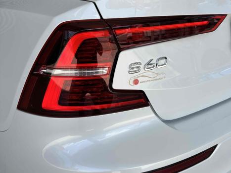 VOLVO S60 2.0 16V 4P T8 R-DESIGN HÍBRIDO AUTOMÁTICO, Foto 9 VOLVO S60 2.0 16V 4P T8 R-DESIGN HÍBRIDO AUTOMÁTICO, Foto 9