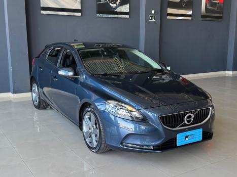 VOLVO V40 2.0 4P T4 KINETIC TURBO AUTOM�TICO, Foto 1