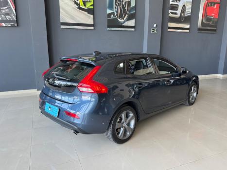 VOLVO V40 2.0 4P T4 KINETIC TURBO AUTOM�TICO, Foto 10