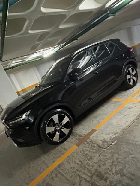 VOLVO XC40 2.0 16V 4P T5 TURBO MOMENTUM AWD GEARTRONIC AUTOM�TICO, Foto 1