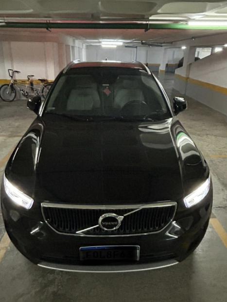 VOLVO XC40 2.0 16V 4P T5 TURBO MOMENTUM AWD GEARTRONIC AUTOM�TICO, Foto 2