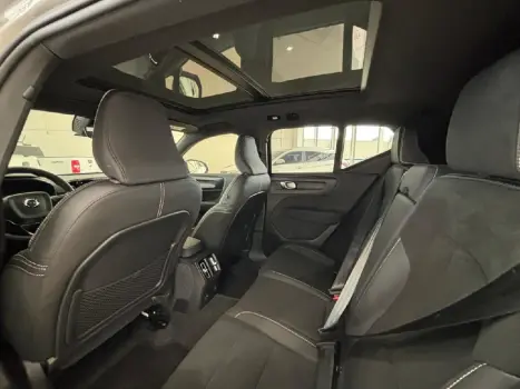 VOLVO XC40 P6 RECHARGE ELECTRIC PLUS, Foto 8