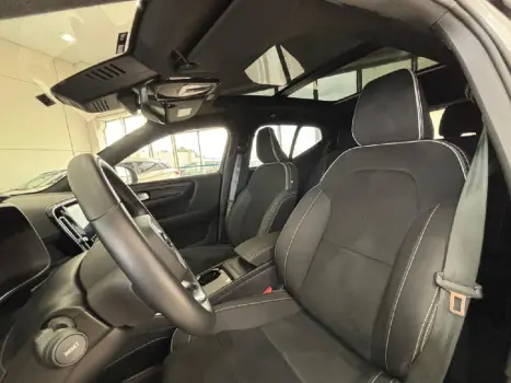 VOLVO XC40 P6 RECHARGE ELECTRIC PLUS, Foto 10