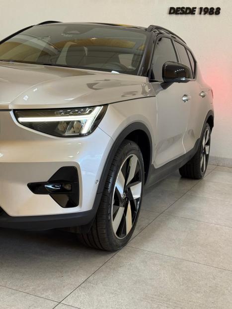 VOLVO XC40 P8 RECHARGE ELECTRIC BEV PURE AWD, Foto 4 VOLVO XC40 P8 RECHARGE ELECTRIC BEV PURE AWD, Foto 4