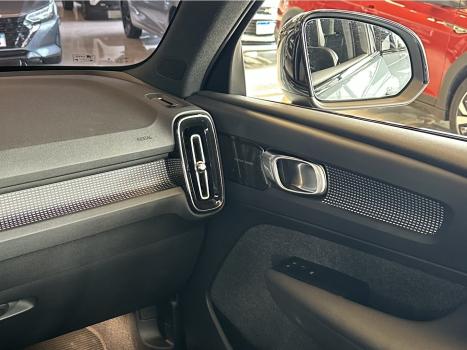 VOLVO XC40 P8 RECHARGE ELECTRIC BEV PURE AWD, Foto 23