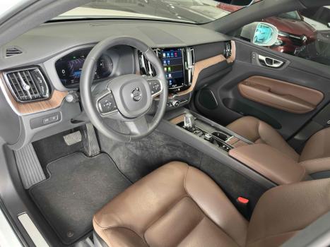 VOLVO XC60 2.0 16V 4P T8 RECHARGE HBRIDO INSCRIPTION EXPRESSION AWD TURBO GEARTRONIC AUTOMTICO, Foto 12